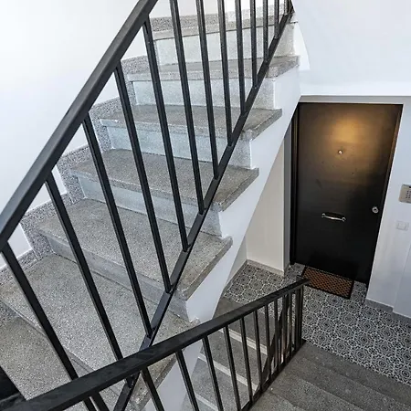Acogedor En Centro By Rent Me Appartement